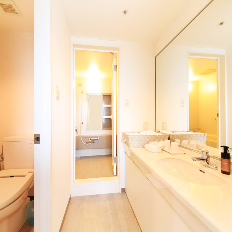 ツインベッド+エキストラベッド×2台(4名様用)