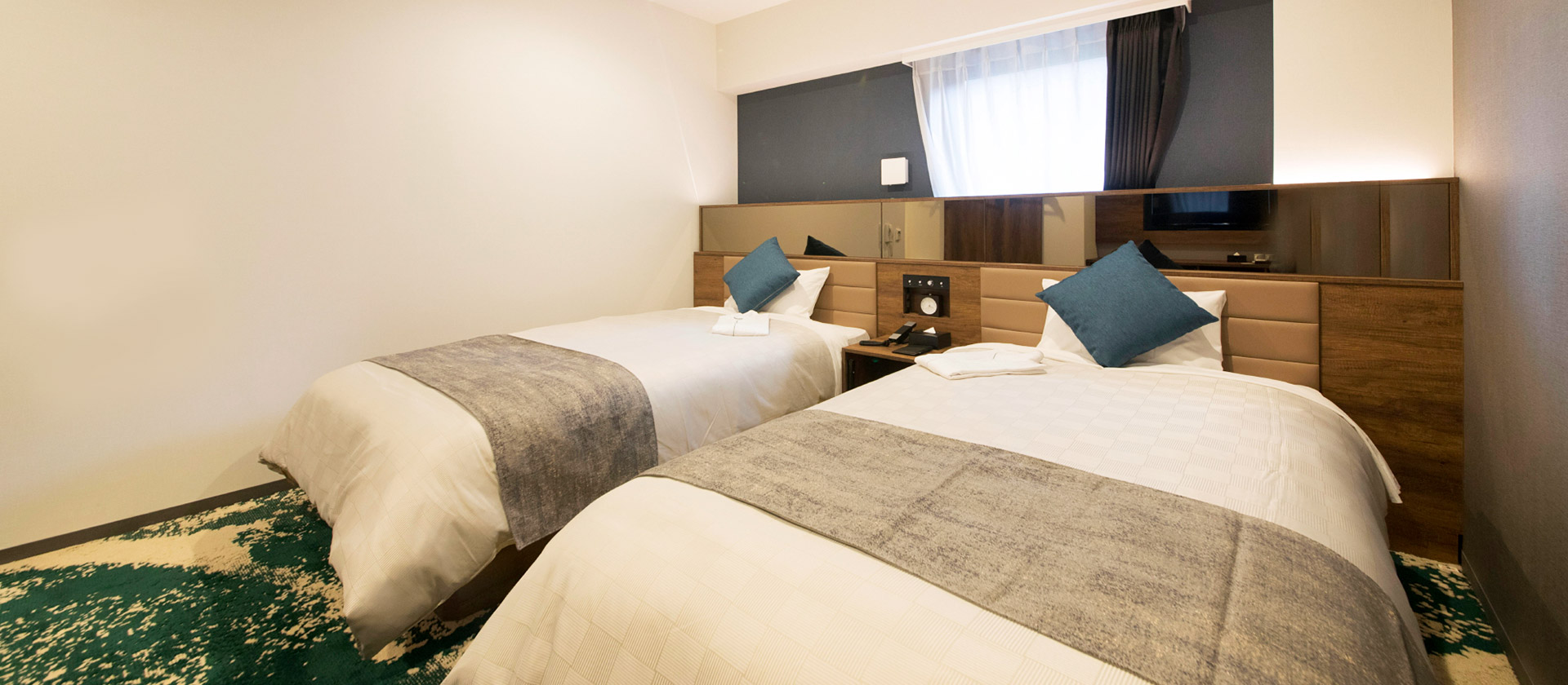 Universal Room