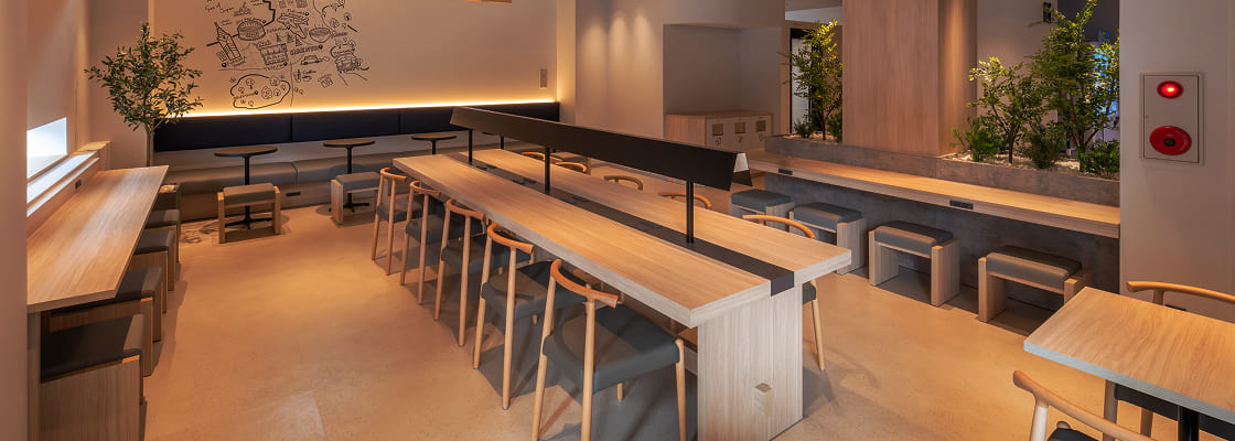 客室やラウンジで自由に”MANGA”