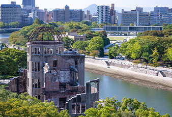 原爆ドーム（平和記念公園内）