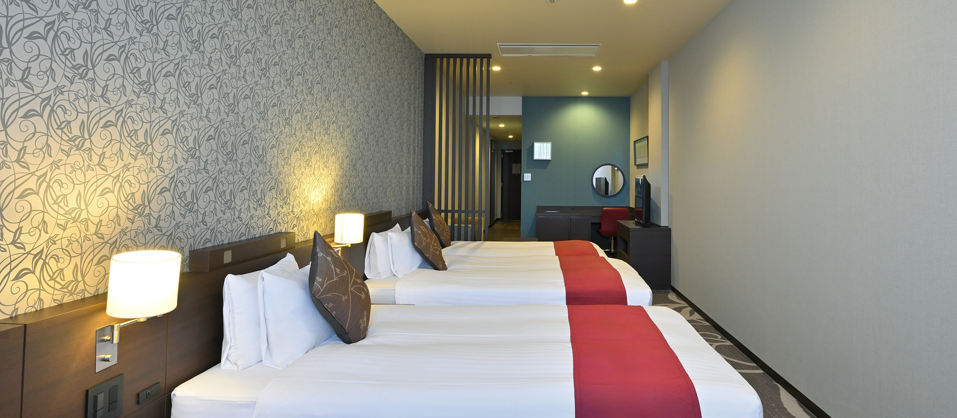 豪华三人加床客房