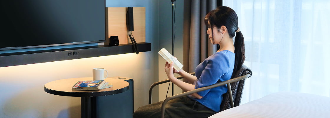 客室やラウンジで自由に”MANGA”