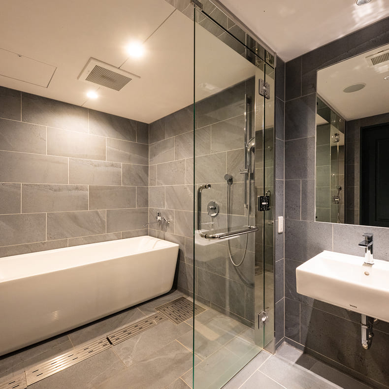 ユニバーサルツイン